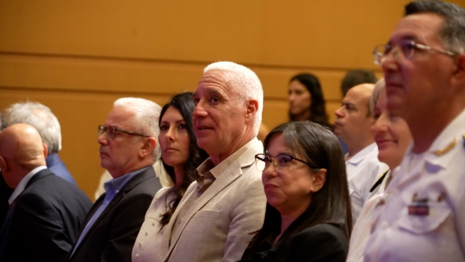 autoridades durante el acto