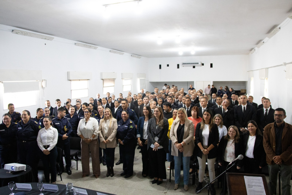 aspirantes a funcionarios penitenciarios