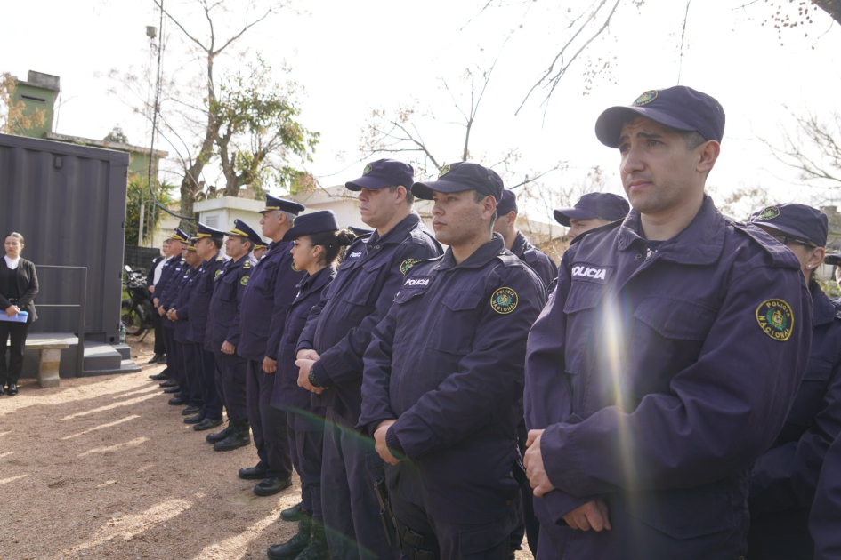 efectivos de la Jefatura de Policía de Canelones efectivos de la Jefatura de Policía de Canelones