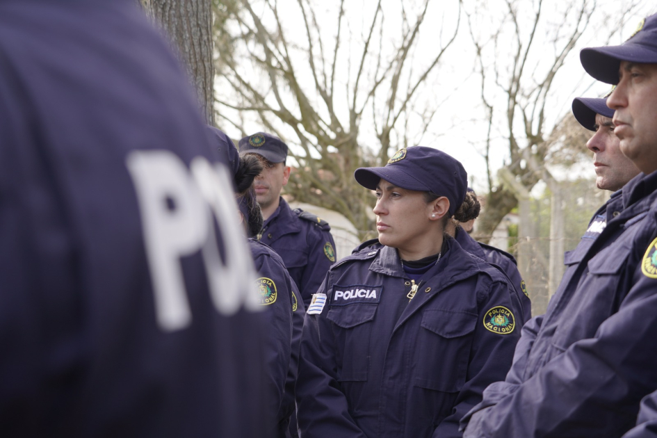 efectivos de la Jefatura de Policía de Canelones efectivos de la Jefatura de Policía de Canelones