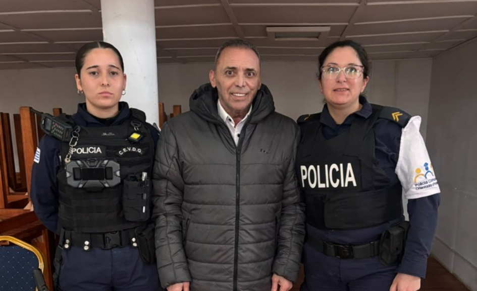 Personal Pcop con Carlos Aguilera