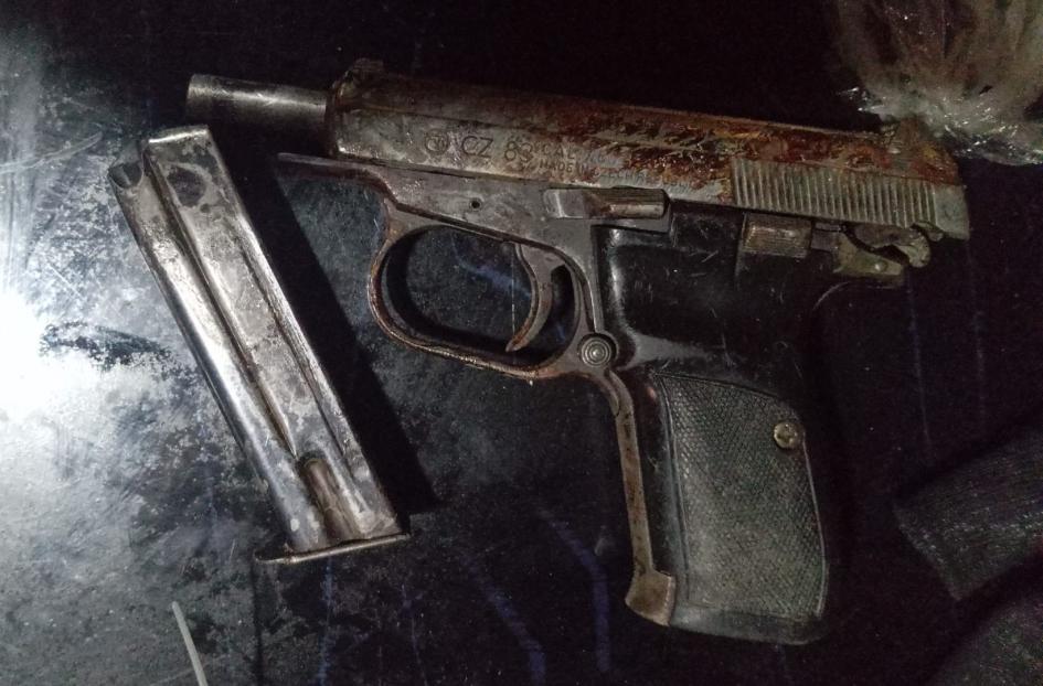 Una de las armas incautadas. Una de las armas incautadas.