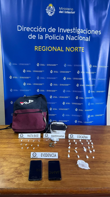  Detienen a dos ciudadanos brasileños por entrega de drogas en plaza pública de Rivera