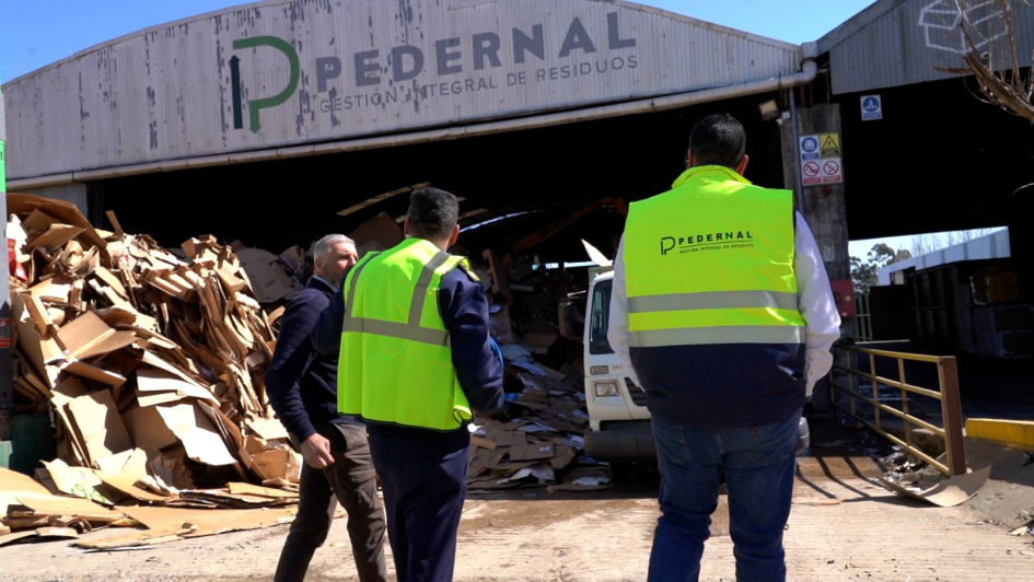 Autoridades del Ministerio del Interior recorrieron el Depósito Pedernal Autoridades del Ministerio del Interior recorrieron el Depósito Pedernal