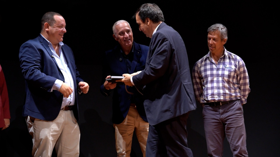 Comisión de Apoyo a Pelota al Medio Comisión de Apoyo a Pelota al Medio