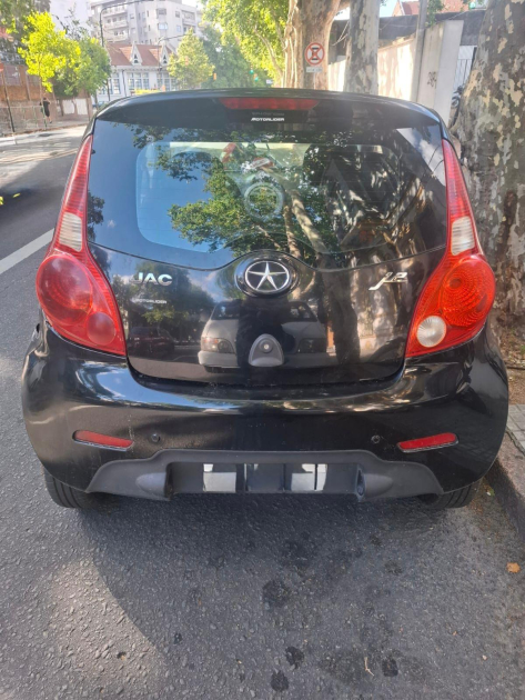 auto recuperado por la Policía auto recuperado por la Policía