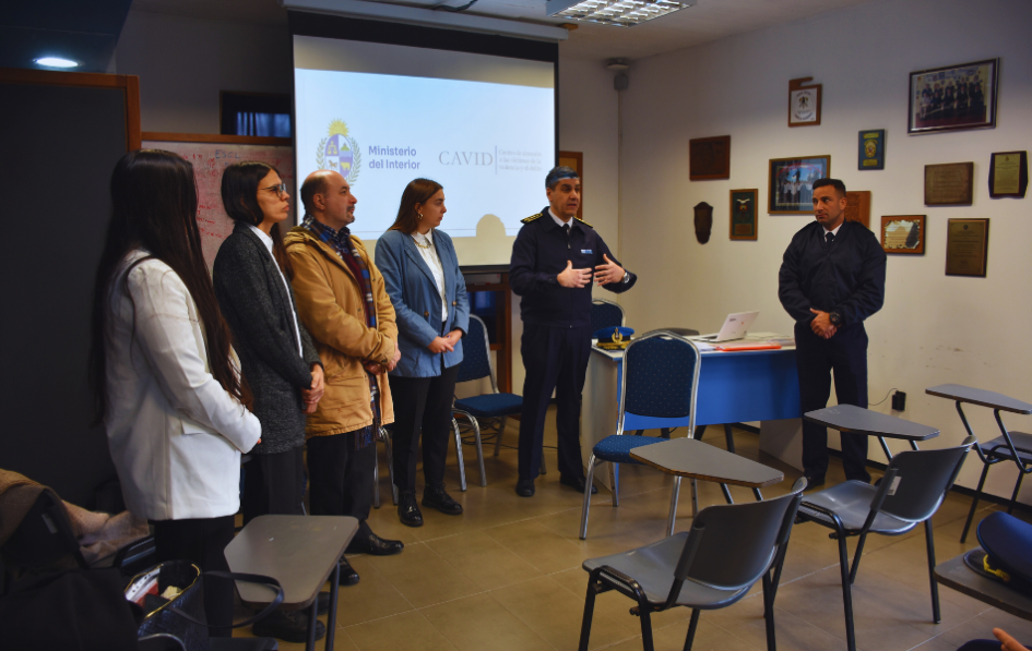 Exposición de apertura del curso de CAVID por parte del Director Nacional Comisario General Mag. Hen