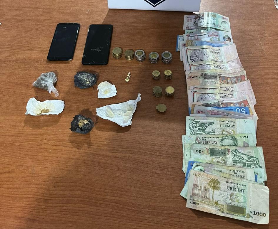 objetos incautados al detenido