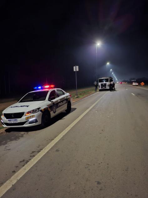 Momento de la detencion del vehiculo en Ruta 26 esquina Florencio de Jesús Núñez. Momento de la detencion del vehiculo en Ruta 26 esquina Florencio de Jesús Núñez.