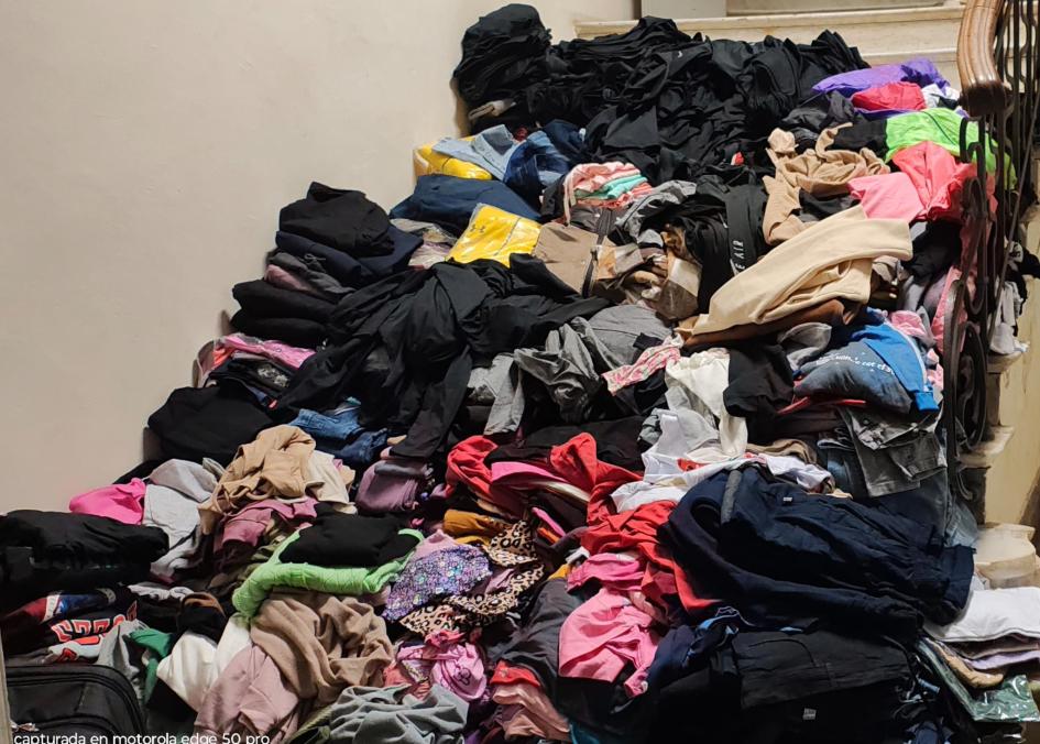 Parte de la ropa incautada. Parte de la ropa incautada.