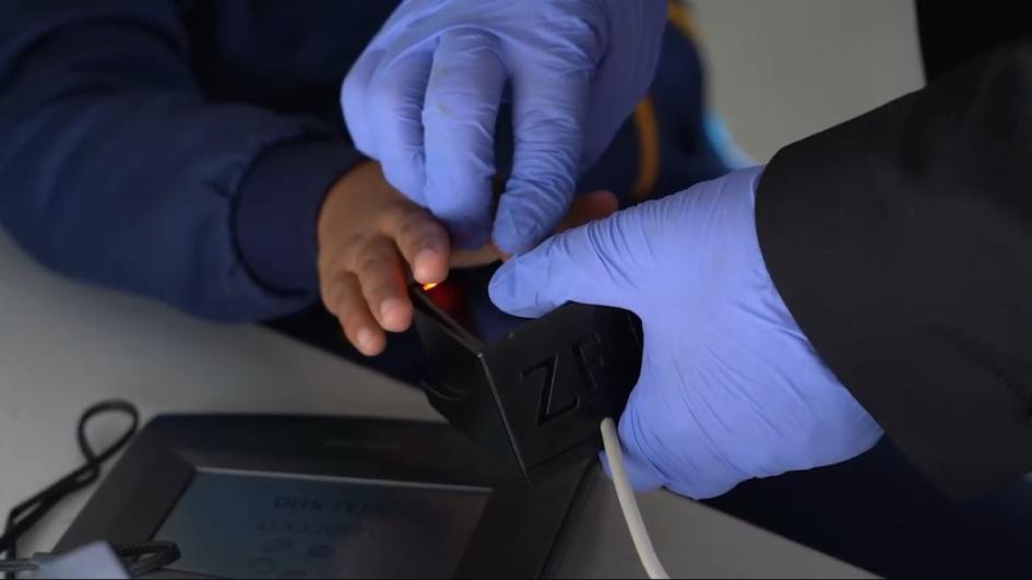 usario tramitando la cédula de identidad usario tramitando la cédula de identidad