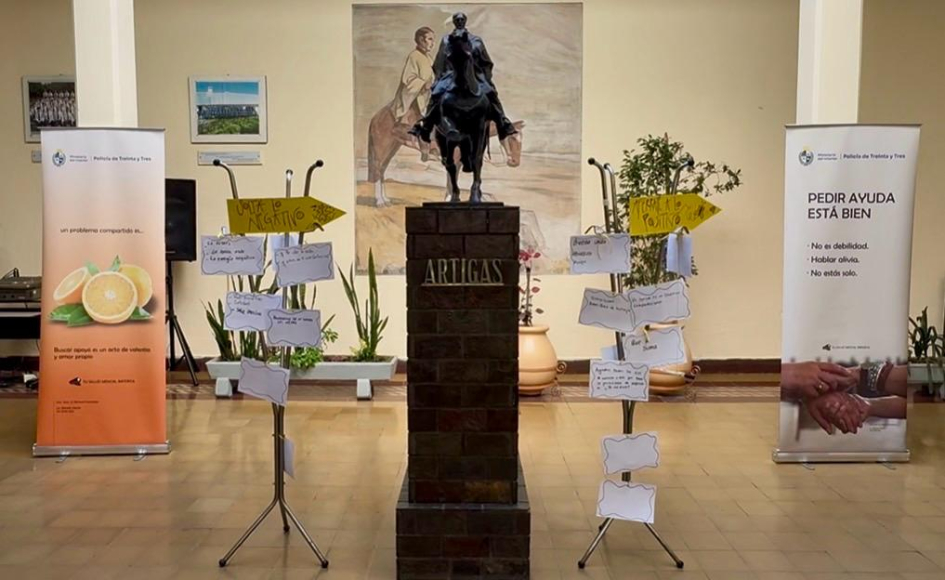 Jefatura de Poicía de Treinta y Tres Actividad en Hall de Jefatura