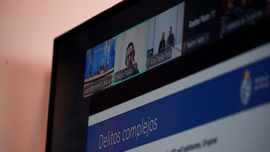 Seminario “Estrategias de prevención situacional del delito y las violencias desde una perspectiva d Seminario “Estrategias de prevención situacional del delito y las violencias desde una perspectiva d