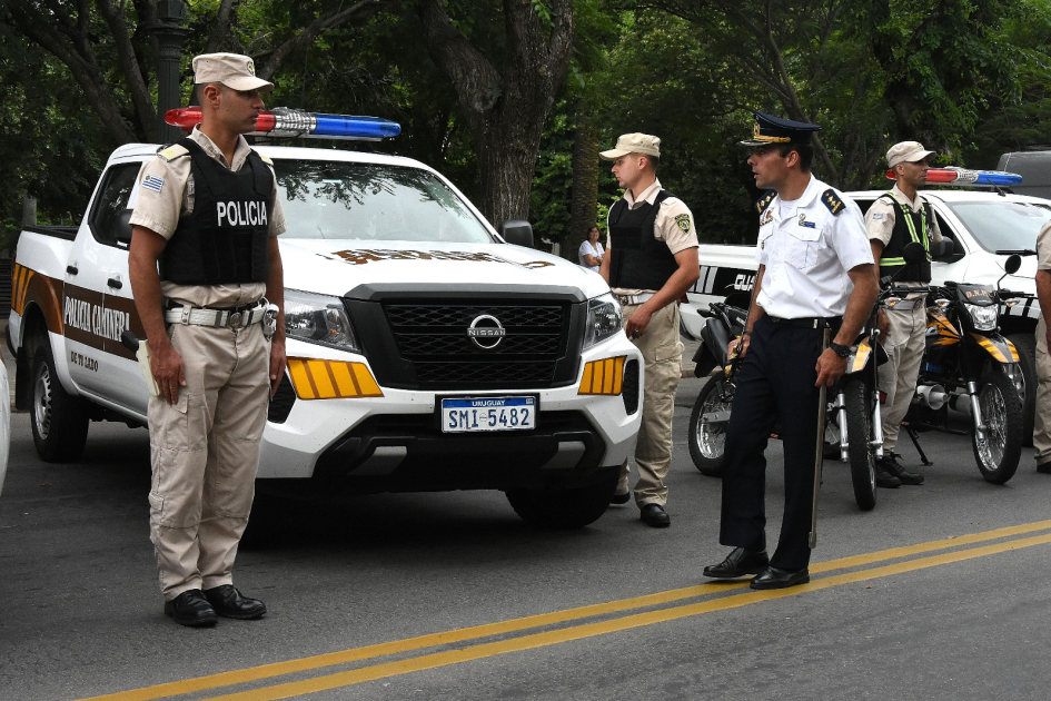 Imagen de personal policial formado Imagen de personal policial formado