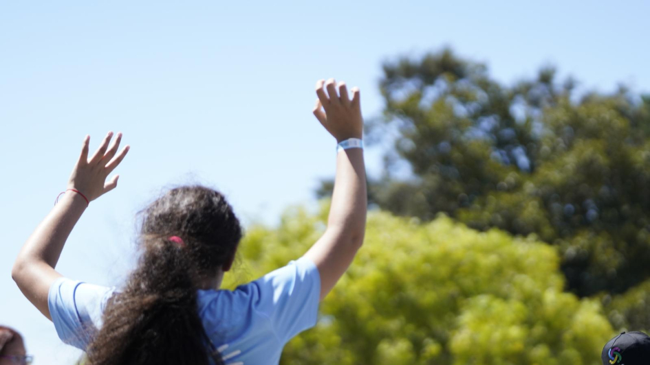 niños participando de la colonia de verano niños participando de la colonia de verano