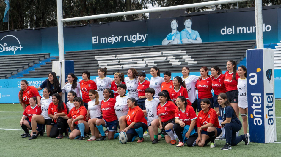 Jornada de integración en el Estadio Charrúa con mujeres privadas de libertad Jornada de integración en el Estadio Charrúa con mujeres privadas de libertad