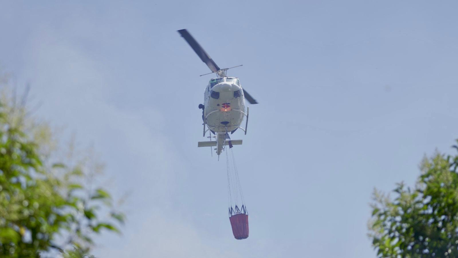 helicóptero con helibalde helicóptero con helibalde