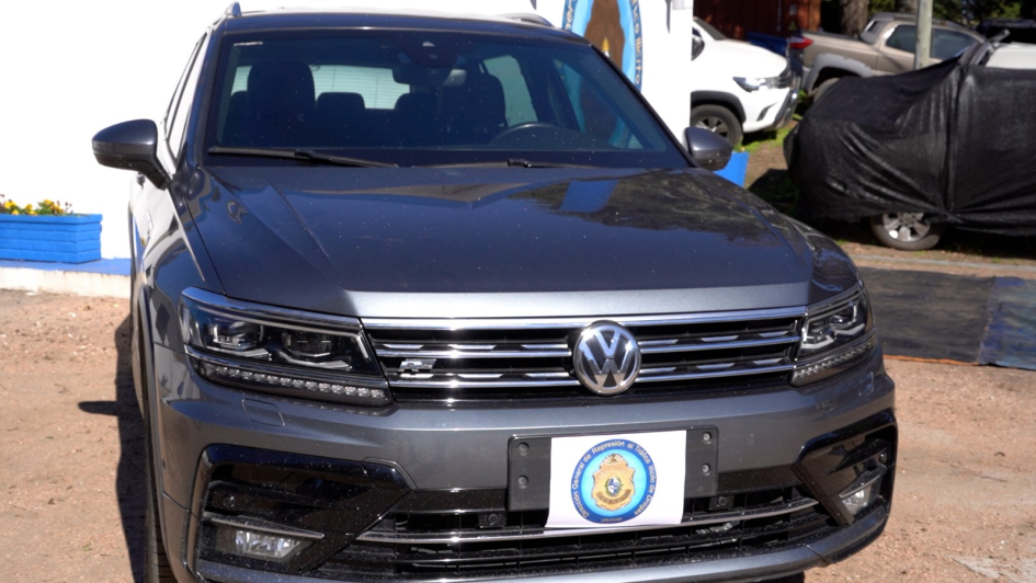 Incautan un cargamento de 2 toneladas de cocaína Incautan un cargamento de 2 toneladas de cocaína