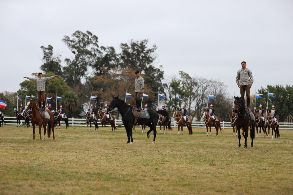 La Guardia de Coraceros conmemoró su 130.º aniversario La Guardia de Coraceros conmemoró su 130.º aniversario