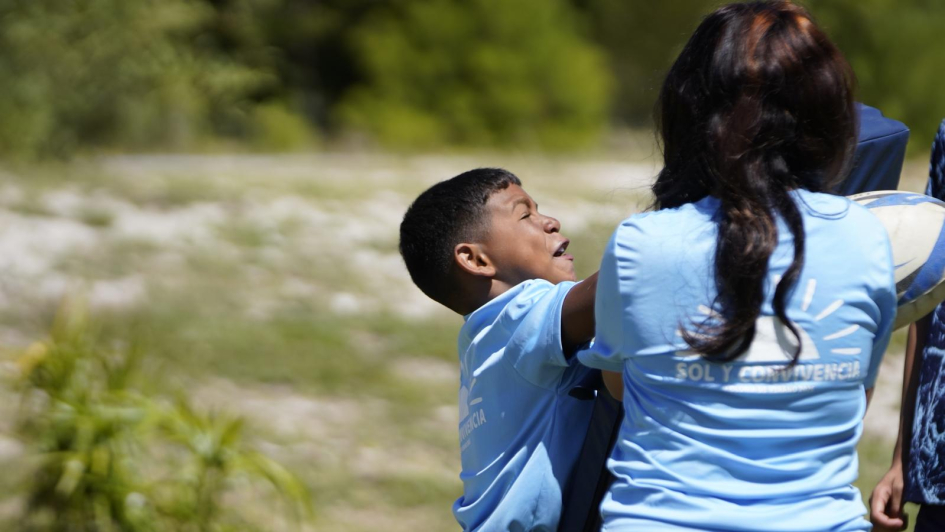 niños participando de la colonia de verano niños participando de la colonia de verano