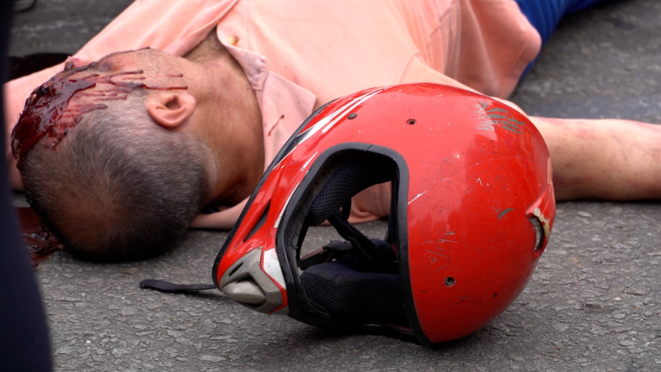 Bomberos participa de rescate de personas en siniestro de tránsito Bomberos participa de rescate de personas en siniestro de tránsito