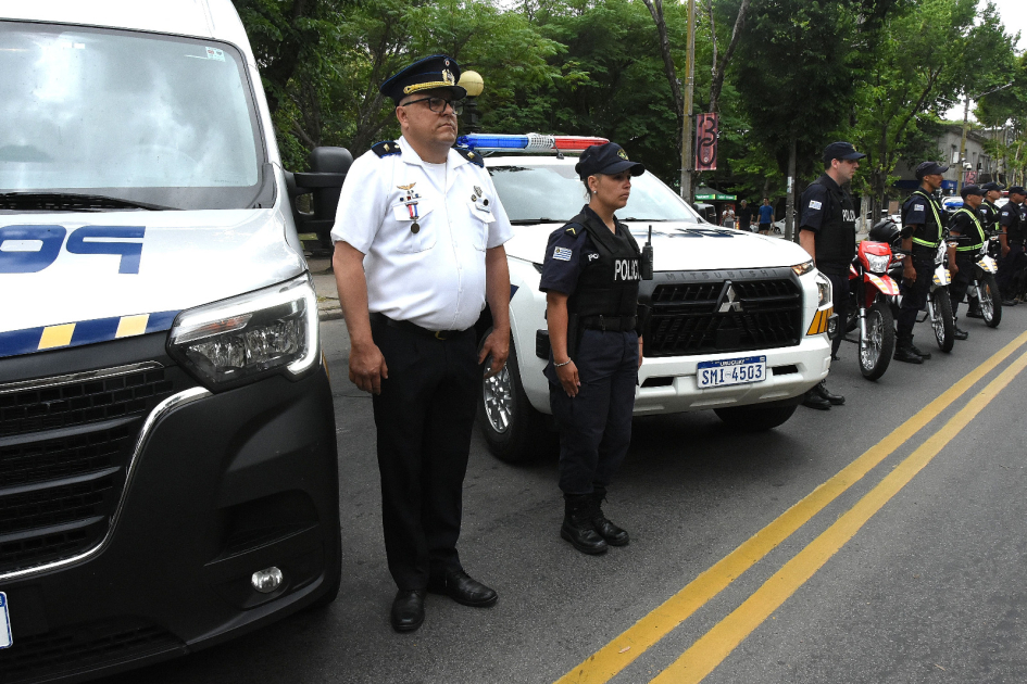 Imagen de personal policial formado Imagen de personal policial formado