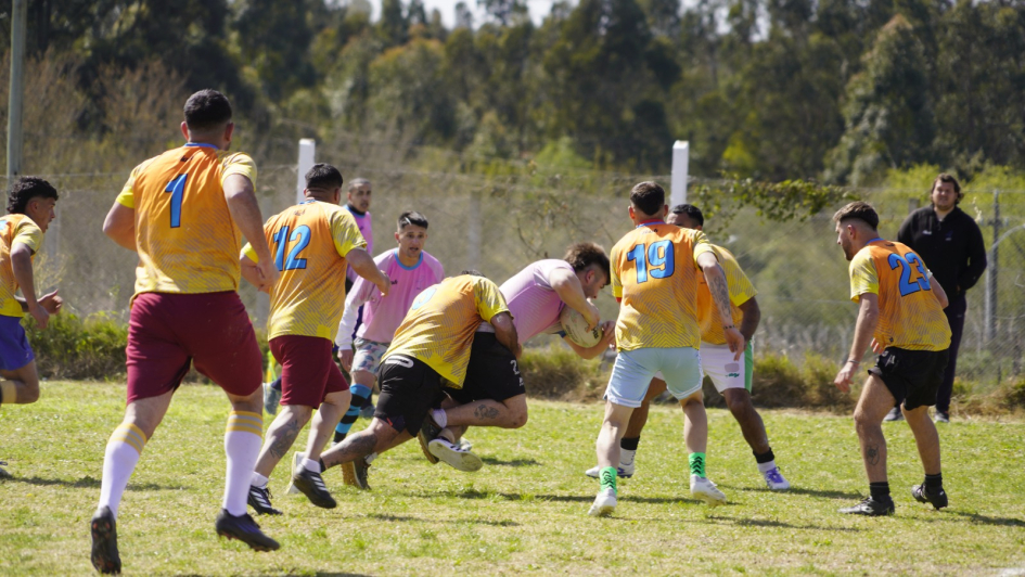 personas privadas de libertad antes de comenzar el encuentro de rugby personas privadas de libertad antes de comenzar el encuentro de rugby