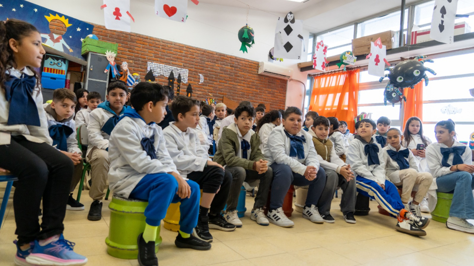 alumnos de la Escuela 371 alumnos de la Escuela 371