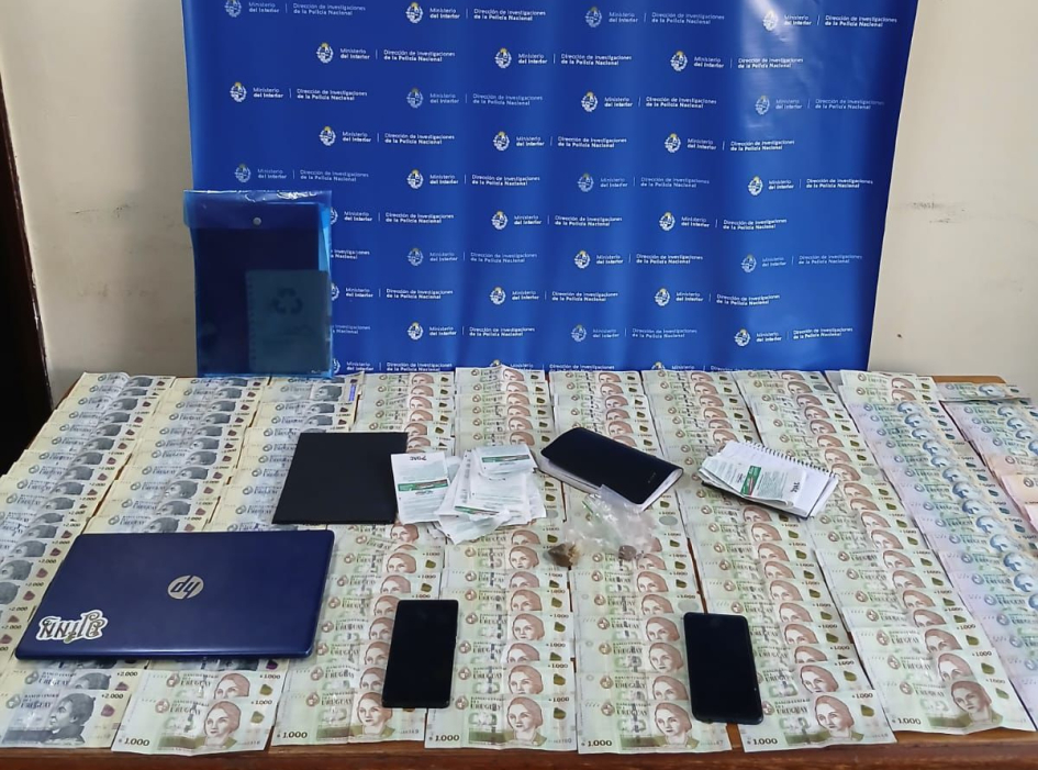 objetos incuatados en el allanamiento