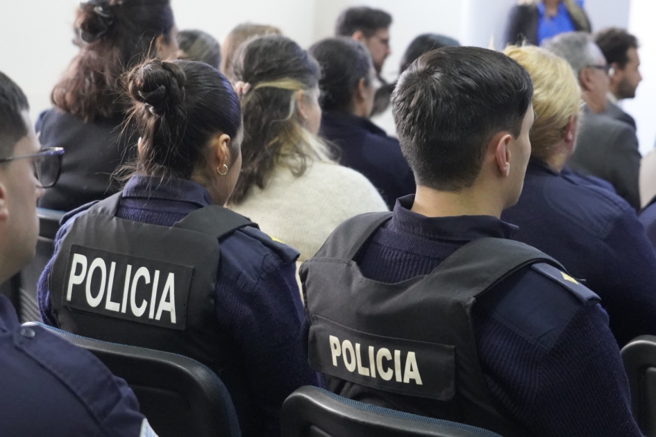 Finalizó la capacitación internacional sobre violencia de género en el ámbito digital dictada por la Finalizó la capacitación internacional sobre violencia de género en el ámbito digital dictada por la
