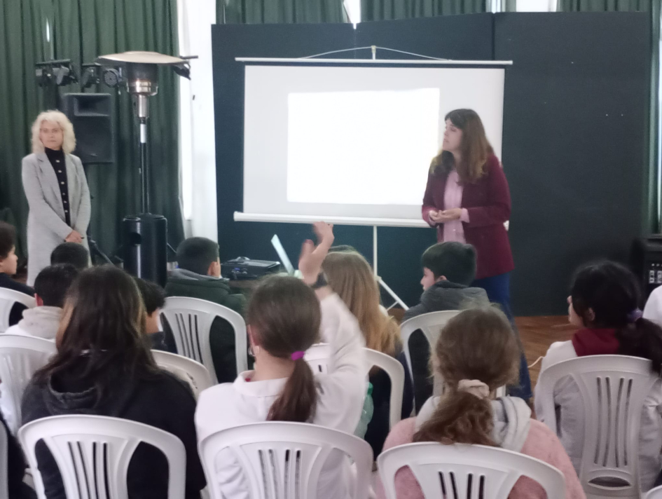 Charla en Liceo Nº5 de Punta del Este