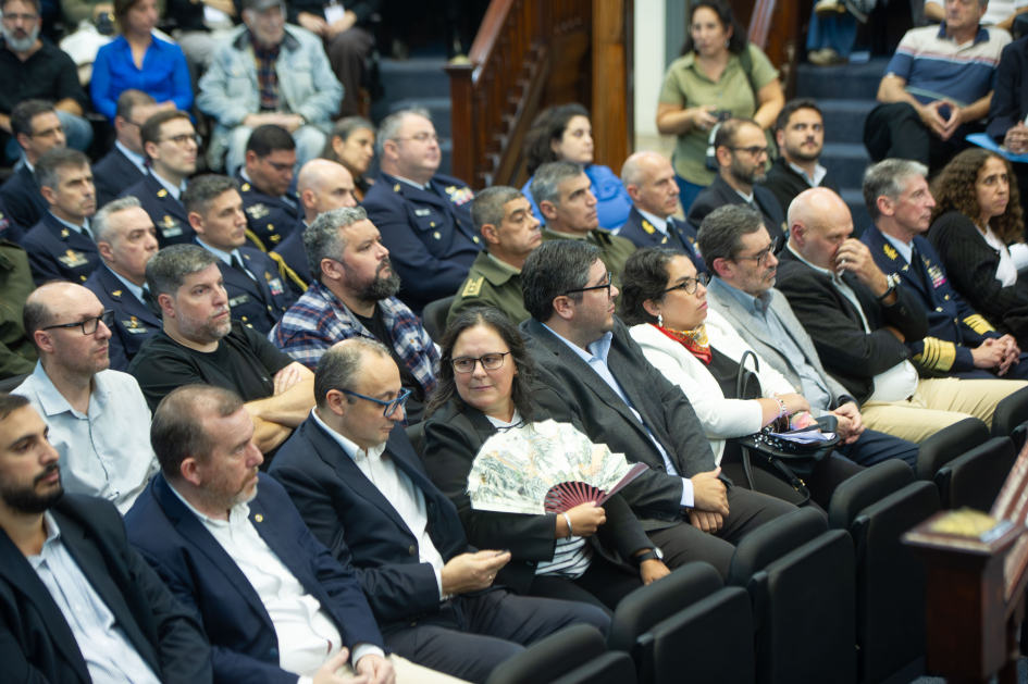 invitados presentes en el evento