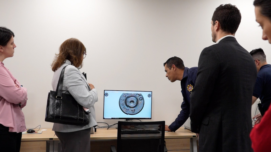 Delegación de la OEA y del BID visitó la Dirección Nacional de Policía Científica Delegación de la OEA y del BID visitó la Dirección Nacional de Policía Científica