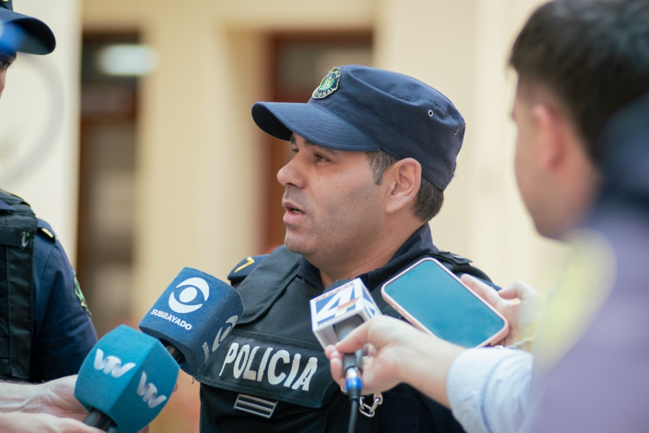 Policía Policía