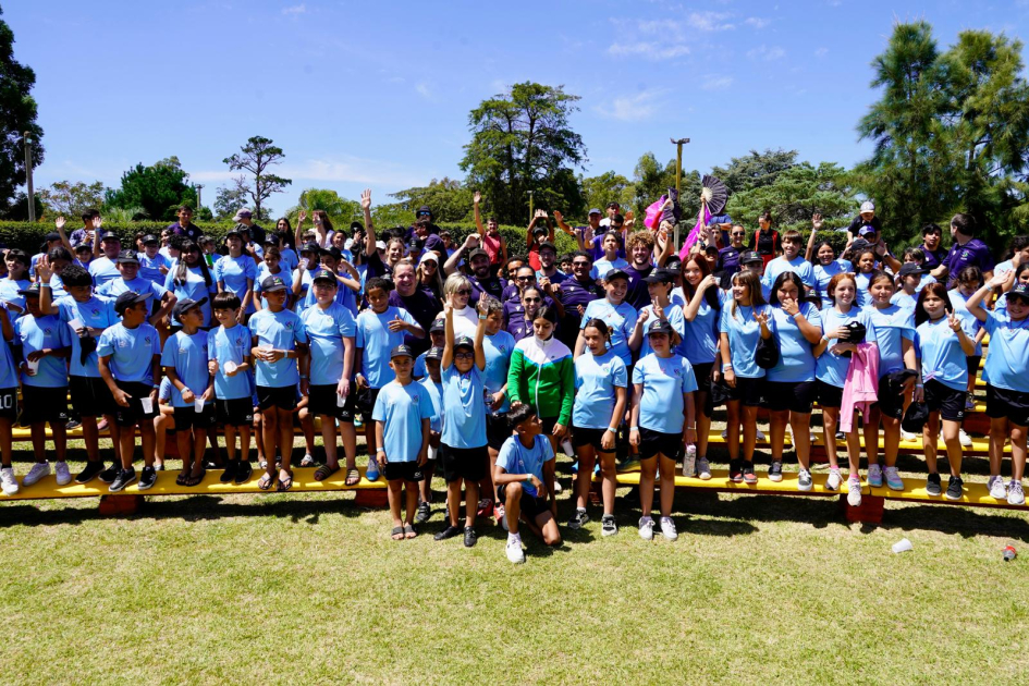 niños participando de la colonia de verano niños participando de la colonia de verano
