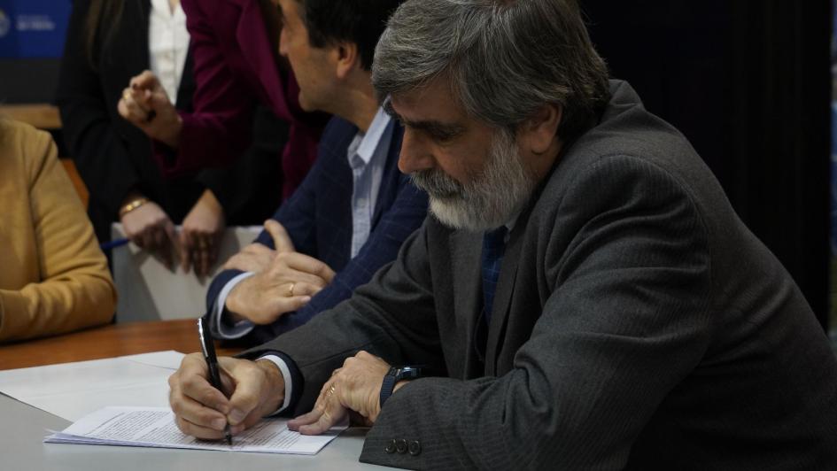 Firma de convenio Firma de convenio