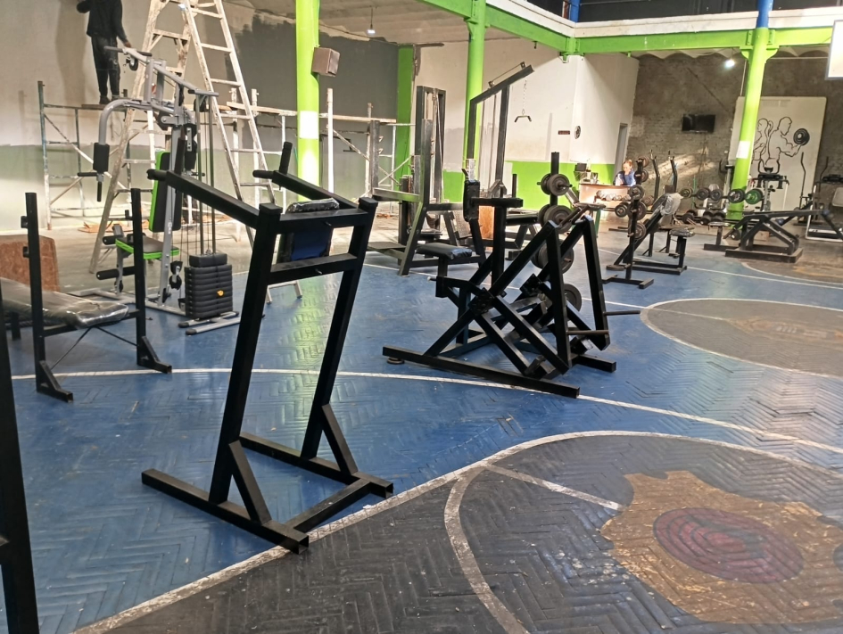 Instalaciones anteriores del gimnasio del GRT Instalaciones antiguas del gimnasio del GRT