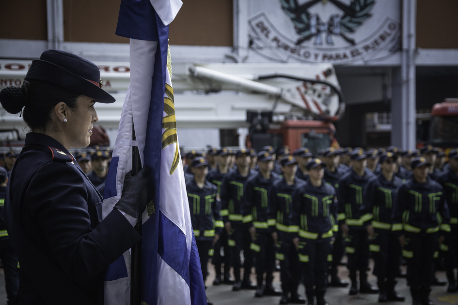 Pabellón Nacional en egreso