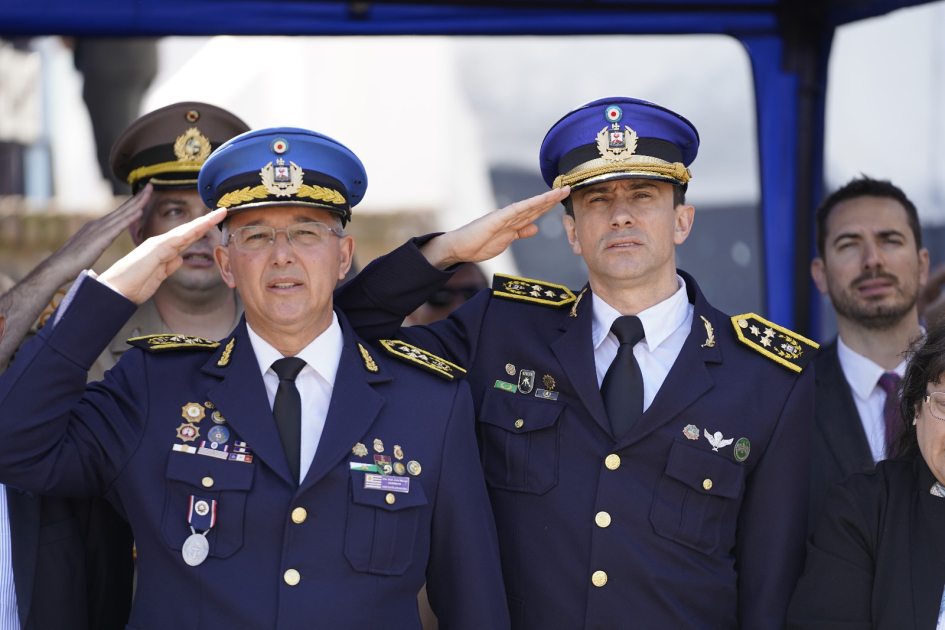 Director y Subdirector de la Policía Nacional Director y Subdirector de la Policía Nacional