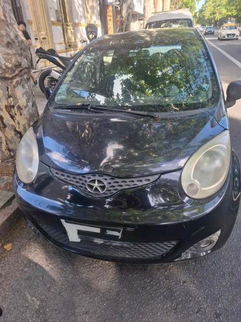 auto recuperado por la Policía auto recuperado por la Policía
