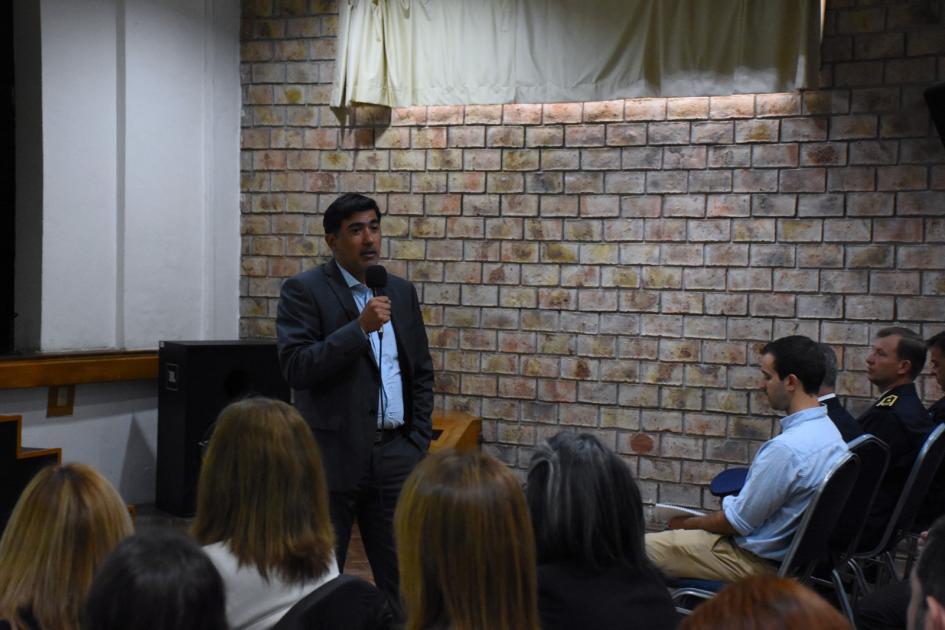 Expositor en el curso.