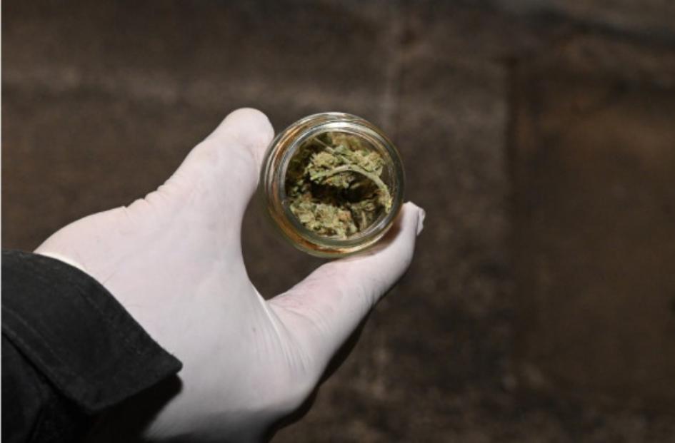 droga incautada al detenido droga incautada al detenido