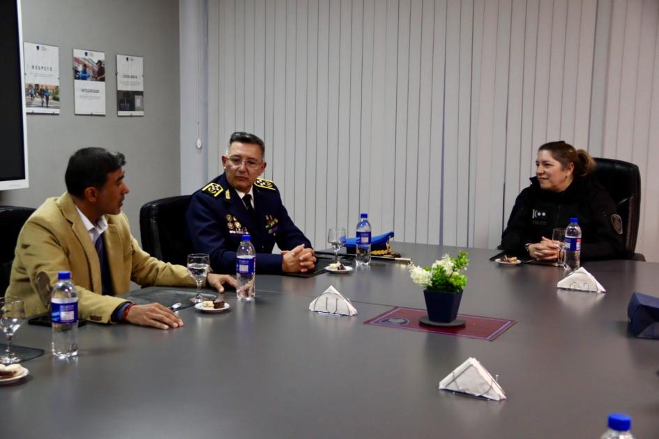 Director de la Policía Nacional y Director del Área de Tecnologías de la Información Director de la Policía Nacional y Director del Área de Tecnologías de la Información