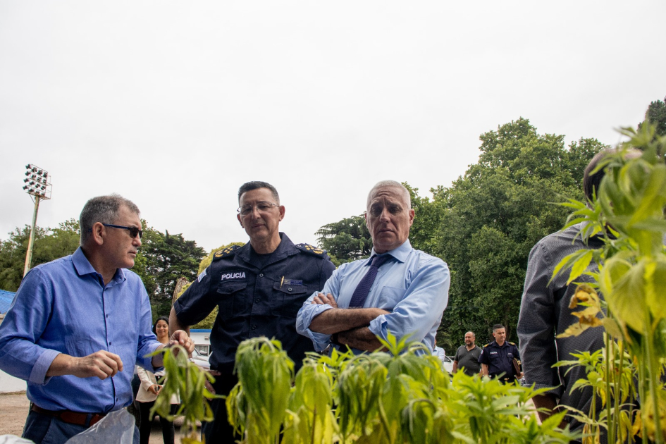 Ministro, Director de la Policía Nacional y Director de Investigaciones Ministro, Director de la Policía Nacional y Director de Investigaciones