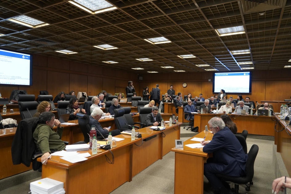  Comisión de Presupuesto integrada con la de Hacienda de la Cámara de Senadores
