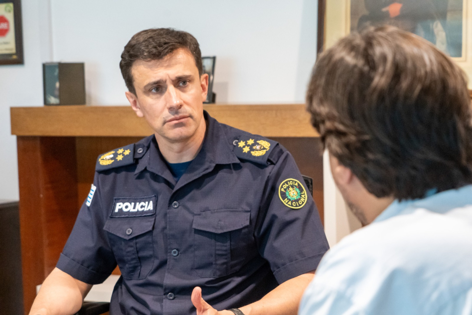 Subdirector de la Policía Nacional, Alfredo Clavijo, y el presidente de UNASEV Marcelo Metediera Subdirector de la Policía Nacional, Alfredo Clavijo, y el presidente de UNASEV Marcelo Metediera