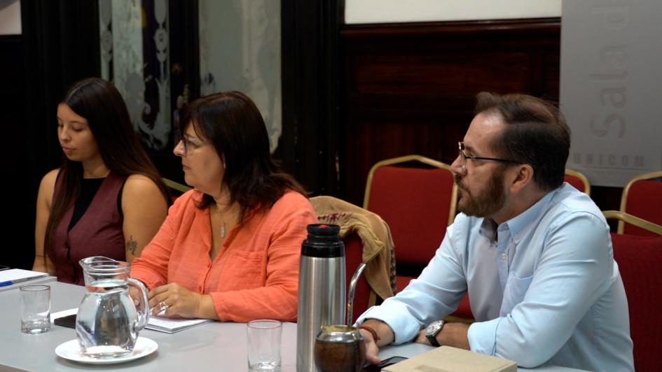 Otra parte de los equipos de trabajo. Otra parte de los equipos de trabajo.