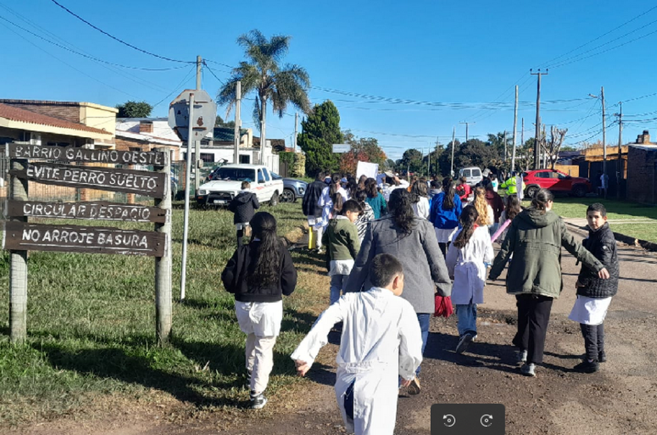 Caminata por la Concientización Sobre Tenencia Responsable de Animales Caminata por la Concientización Sobre Tenencia Responsable de Animales