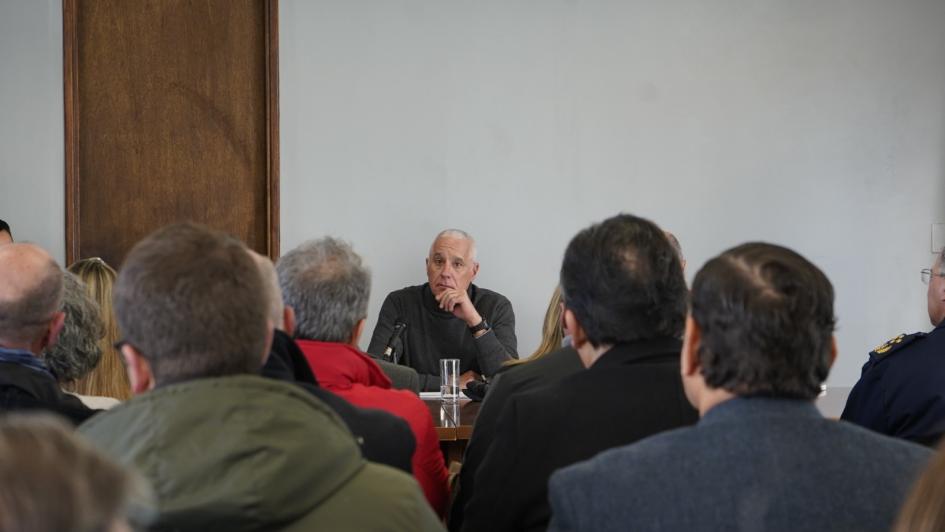 El Ministro del Interior propone un cambio profundo en la política de seguridad pública El Ministro del Interior propone un cambio profundo en la política de seguridad pública