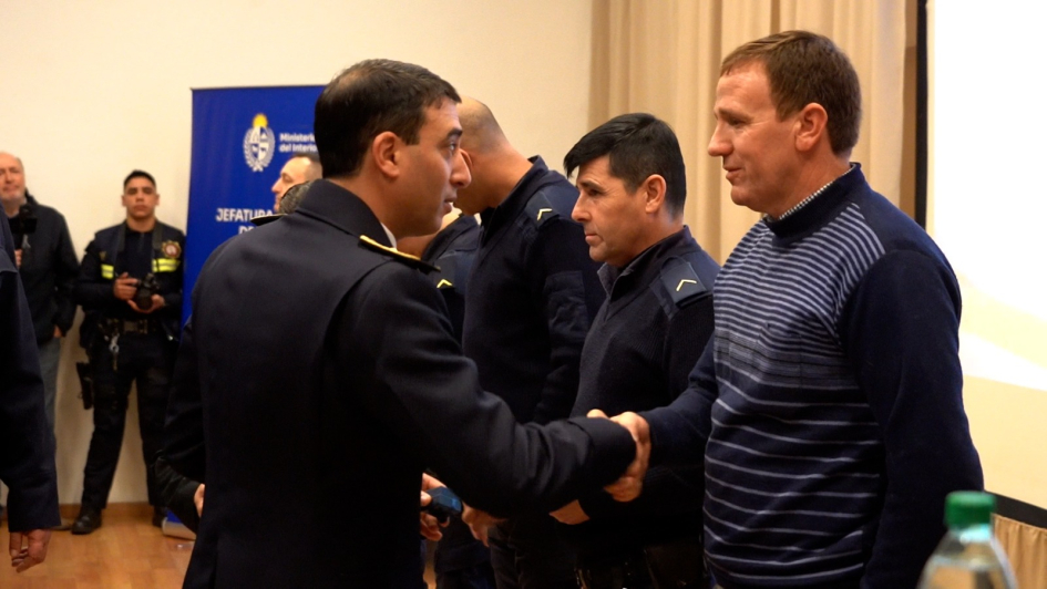 Reconocimiento a policías Reconocimiento a policías
